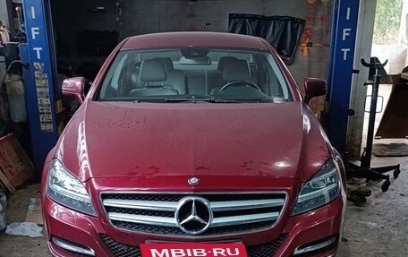 Mercedes-Benz CLS, 2011 год, 1 380 000 рублей, 6 фотография