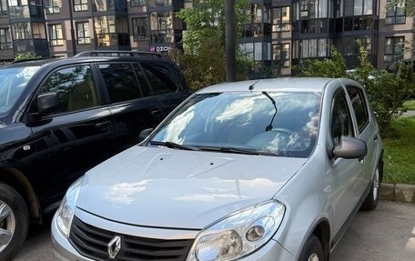 Renault Sandero I, 2013 год, 700 000 рублей, 4 фотография
