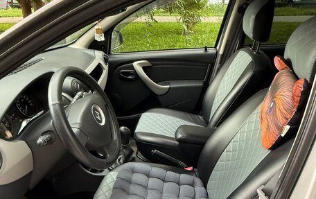 Renault Sandero I, 2013 год, 700 000 рублей, 6 фотография