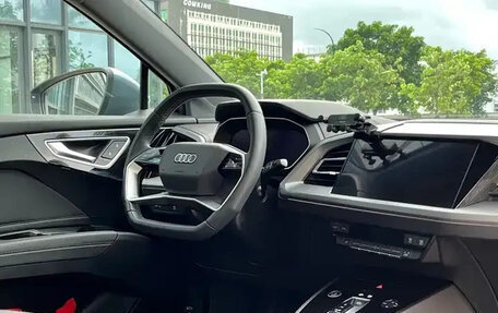Audi Q4 e-tron, 2023 год, 3 437 000 рублей, 7 фотография
