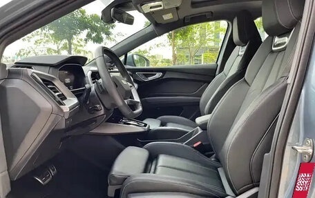 Audi Q4 e-tron, 2023 год, 3 437 000 рублей, 8 фотография