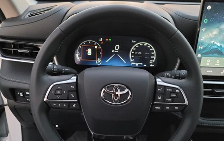 Toyota Highlander, 2026 год, 5 300 000 рублей, 9 фотография