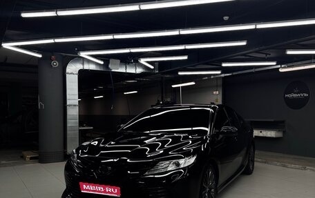 Toyota Camry, 2020 год, 3 200 000 рублей, 1 фотография
