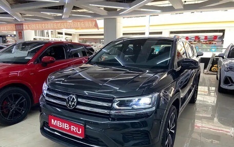 Volkswagen Tharu, 2022 год, 1 737 000 рублей, 1 фотография