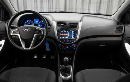 Hyundai Solaris II рестайлинг, 2013 год, 690 000 рублей, 8 фотография