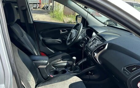 Hyundai ix35 I рестайлинг, 2012 год, 1 150 000 рублей, 12 фотография