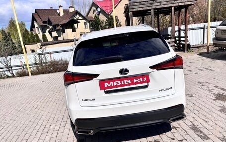 Lexus NX I, 2018 год, 3 200 000 рублей, 2 фотография