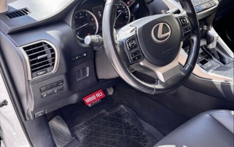 Lexus NX I, 2018 год, 3 200 000 рублей, 10 фотография
