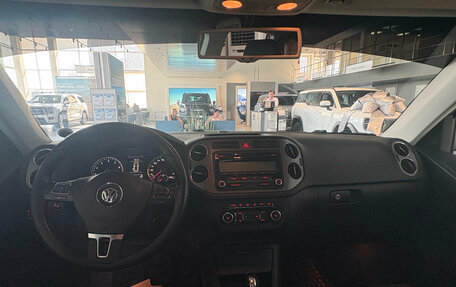 Volkswagen Tiguan I, 2011 год, 899 000 рублей, 7 фотография