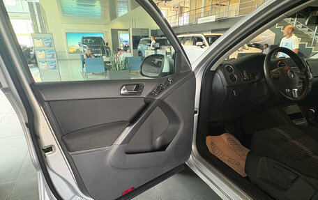 Volkswagen Tiguan I, 2011 год, 899 000 рублей, 11 фотография