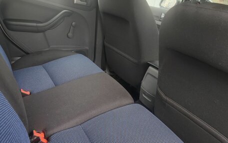 Ford Focus II рестайлинг, 2006 год, 390 000 рублей, 16 фотография