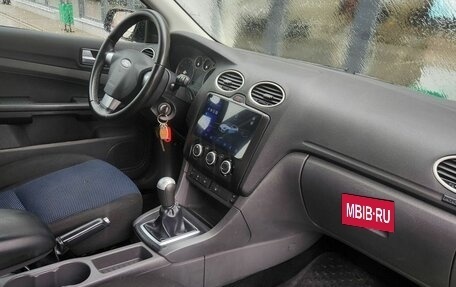Ford Focus II рестайлинг, 2006 год, 390 000 рублей, 18 фотография