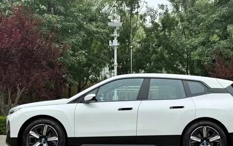 BMW iX, 2023 год, 9 290 000 рублей, 4 фотография