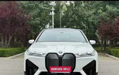 BMW iX, 2023 год, 9 290 000 рублей, 3 фотография