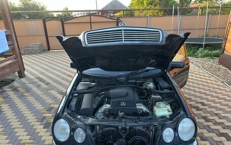 Mercedes-Benz E-Класс, 1997 год, 600 000 рублей, 6 фотография