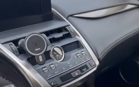 Lexus NX I, 2018 год, 3 000 000 рублей, 10 фотография