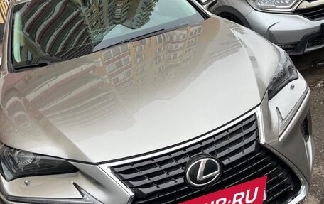 Lexus NX I, 2018 год, 3 000 000 рублей, 14 фотография