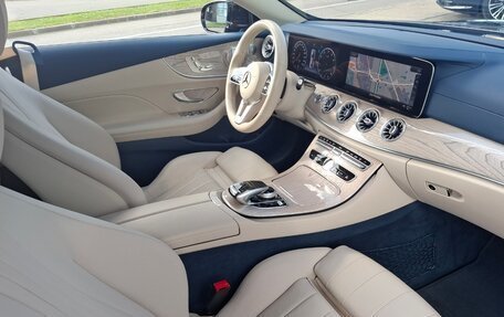 Mercedes-Benz E-Класс, 2019 год, 5 300 000 рублей, 13 фотография