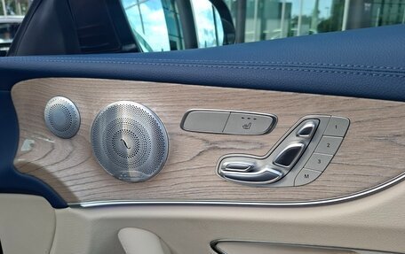 Mercedes-Benz E-Класс, 2019 год, 5 300 000 рублей, 21 фотография