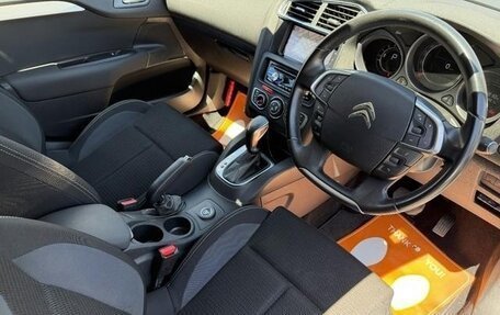 Citroen C4 II рестайлинг, 2017 год, 630 000 рублей, 10 фотография