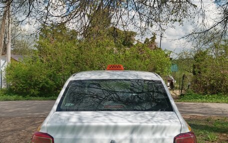 Renault Logan II, 2017 год, 320 000 рублей, 6 фотография