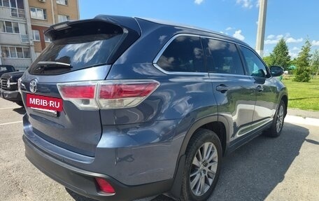 Toyota Highlander III, 2015 год, 2 900 000 рублей, 3 фотография