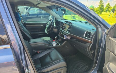 Toyota Highlander III, 2015 год, 2 900 000 рублей, 11 фотография