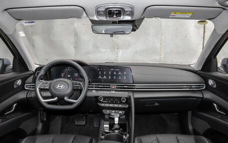 Hyundai Elantra, 2026 год, 1 940 000 рублей, 6 фотография