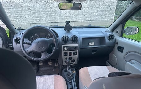 Renault Logan I, 2007 год, 300 000 рублей, 3 фотография