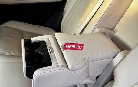 Lexus RX IV рестайлинг, 2016 год, 3 500 000 рублей, 14 фотография