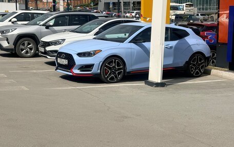 Hyundai Veloster II, 2022 год, 3 600 000 рублей, 8 фотография