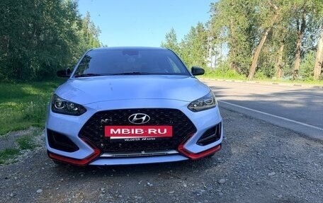 Hyundai Veloster II, 2022 год, 3 600 000 рублей, 3 фотография