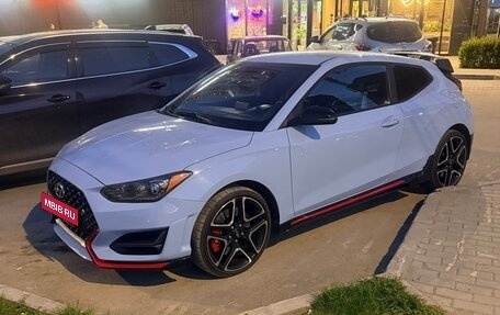 Hyundai Veloster II, 2022 год, 3 600 000 рублей, 22 фотография