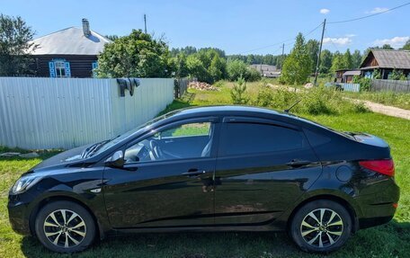 Hyundai Solaris II рестайлинг, 2013 год, 950 000 рублей, 3 фотография