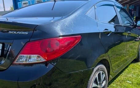 Hyundai Solaris II рестайлинг, 2013 год, 950 000 рублей, 5 фотография