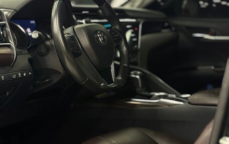 Toyota Camry, 2020 год, 3 200 000 рублей, 13 фотография