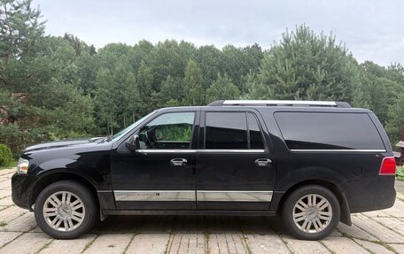 Lincoln Navigator, 2013 год, 3 500 000 рублей, 2 фотография