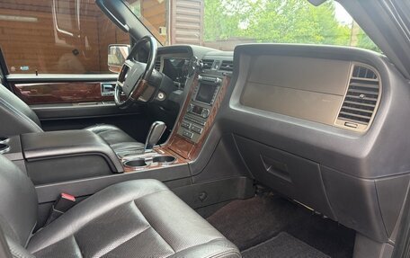 Lincoln Navigator, 2013 год, 3 500 000 рублей, 5 фотография