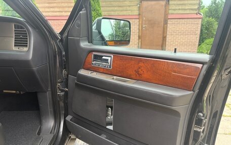Lincoln Navigator, 2013 год, 3 500 000 рублей, 6 фотография