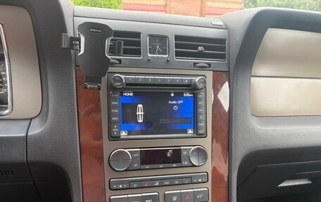 Lincoln Navigator, 2013 год, 3 500 000 рублей, 7 фотография