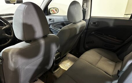 Nissan Almera, 2005 год, 389 000 рублей, 13 фотография