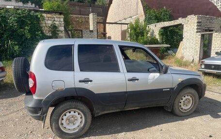 Chevrolet Niva I рестайлинг, 2012 год, 420 000 рублей, 3 фотография
