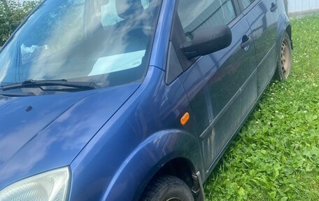 Ford Fiesta, 2005 год, 290 000 рублей, 4 фотография