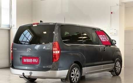 Hyundai H-1 II рестайлинг, 2019 год, 3 250 000 рублей, 6 фотография