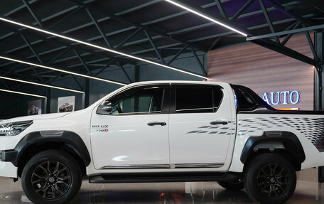Toyota Hilux VIII, 2021 год, 5 680 000 рублей, 2 фотография