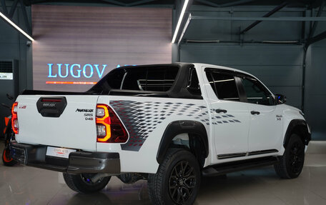Toyota Hilux VIII, 2021 год, 5 680 000 рублей, 4 фотография