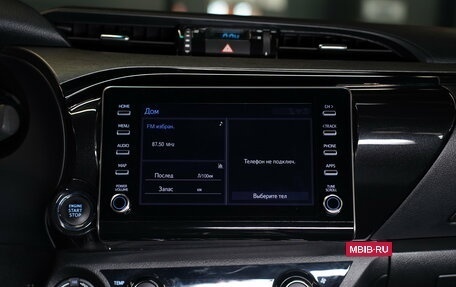 Toyota Hilux VIII, 2021 год, 5 680 000 рублей, 10 фотография