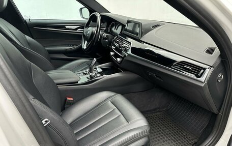 BMW 5 серия, 2018 год, 2 600 000 рублей, 13 фотография