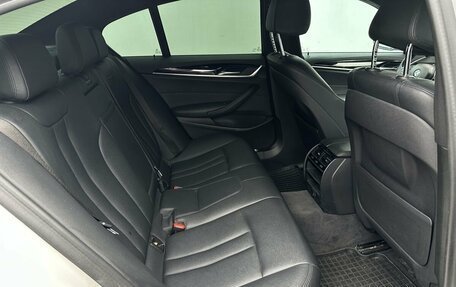 BMW 5 серия, 2018 год, 2 600 000 рублей, 14 фотография