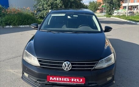 Volkswagen Jetta VI, 2014 год, 1 300 000 рублей, 3 фотография